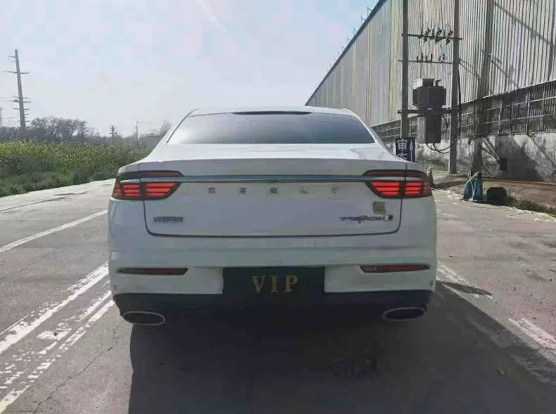 吉利星瑞 驾驶室