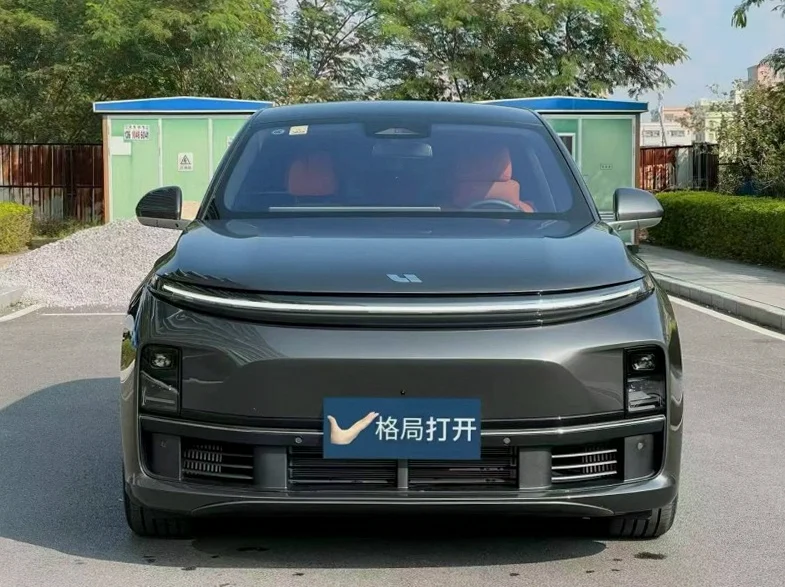 东莞2024年理想L7大本车 正面外观一