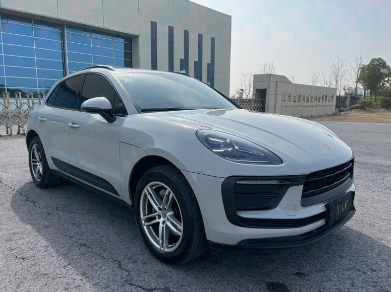 保时捷Macan 正面外观二