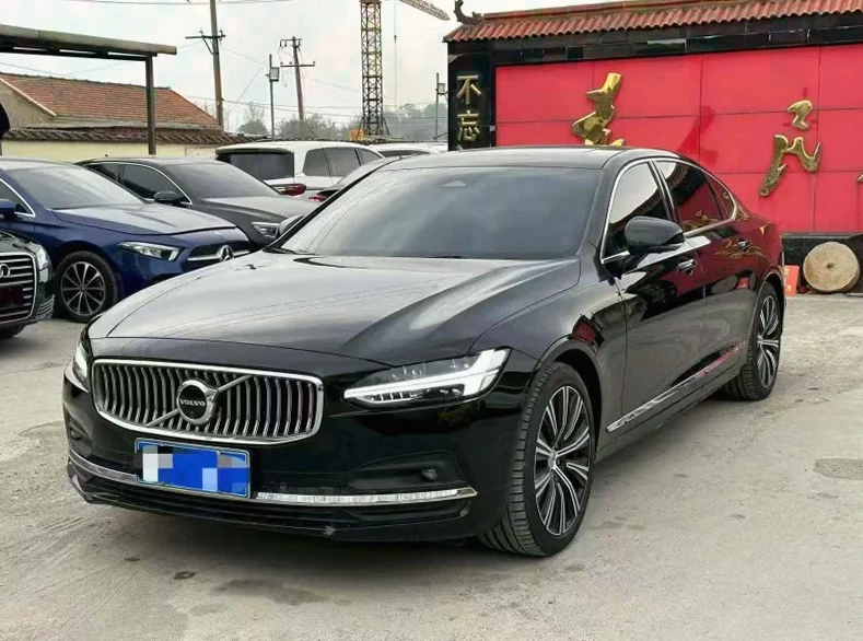 沃尔沃S90 正面外观三