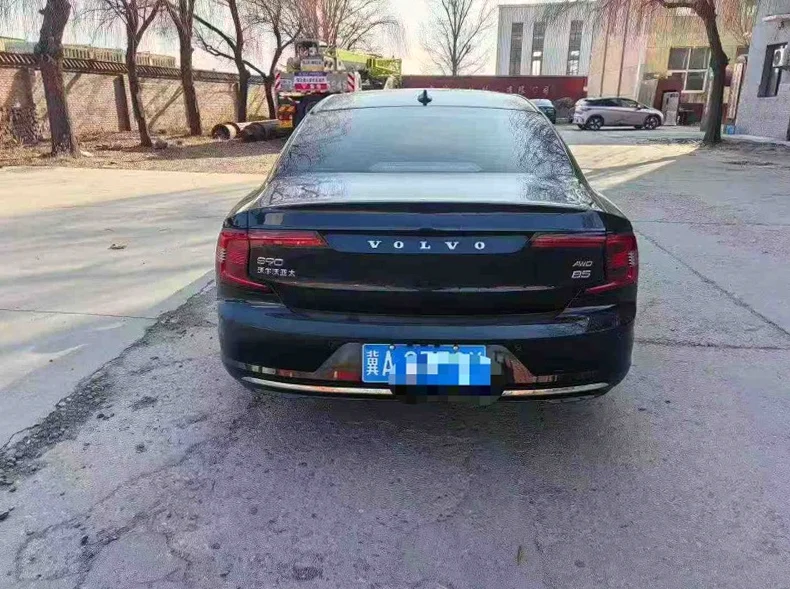 沃尔沃S90 驾驶室