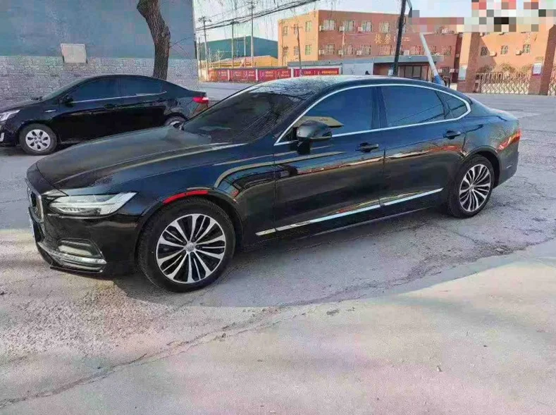 沃尔沃S90 正面外观二