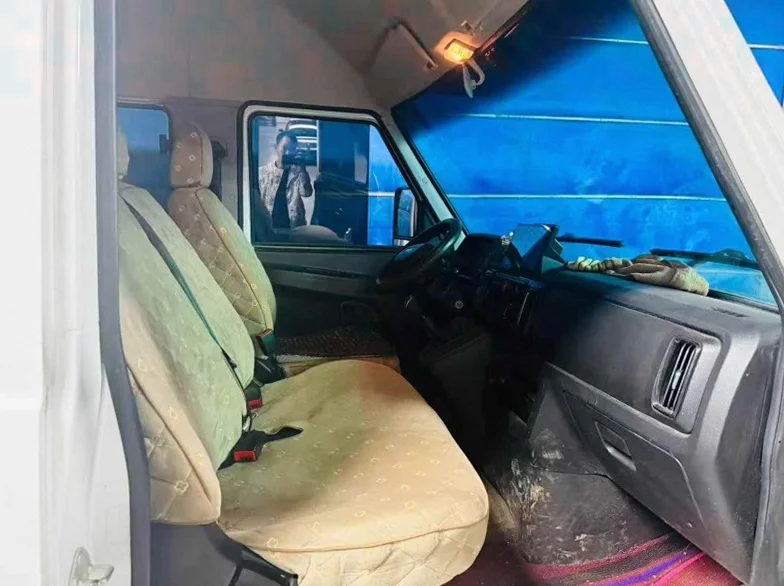 依维柯得意 内饰前排