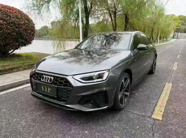 奥迪A4L 正面外观二