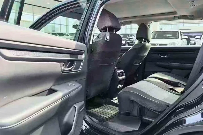 本田皓影 驾驶室