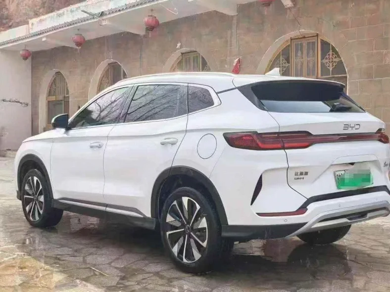 比亚迪宋 后面外观二