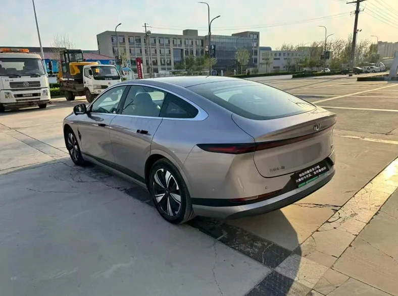 长安汽车启源 驾驶室