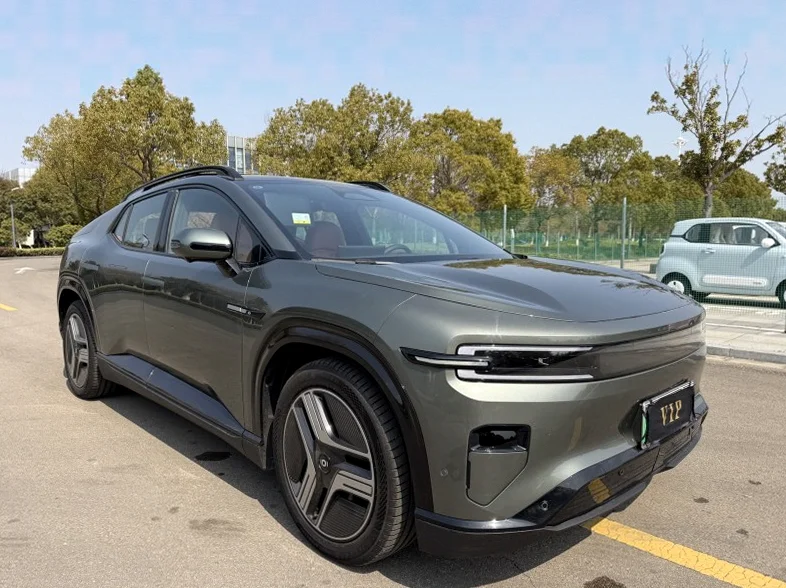 长安汽车启源 正面外观三