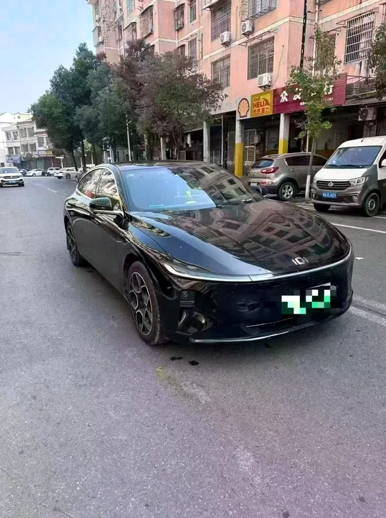 长安汽车启源 正面外观三