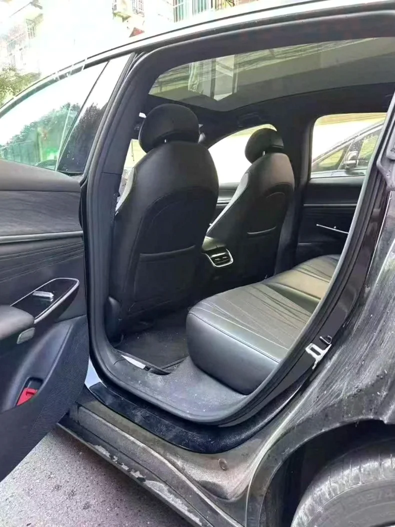 长安汽车启源 后面外观三