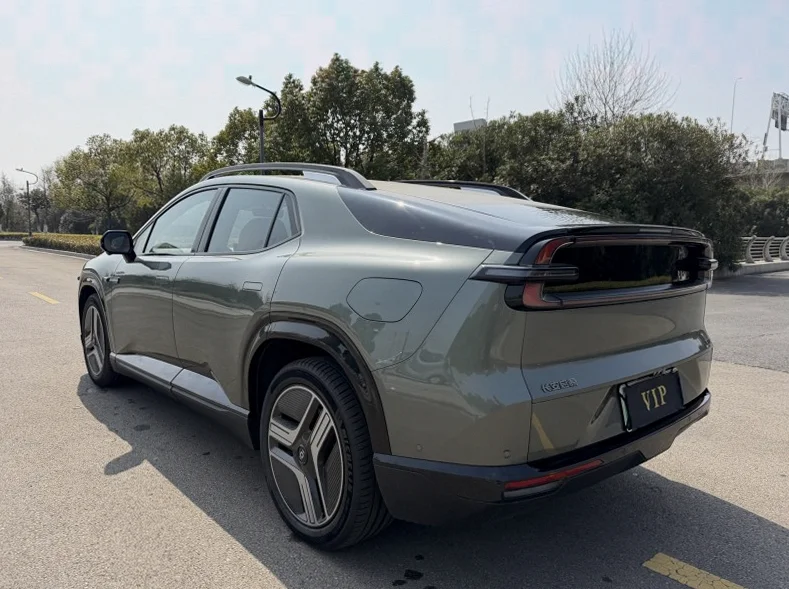 长安汽车启源 后面外观三