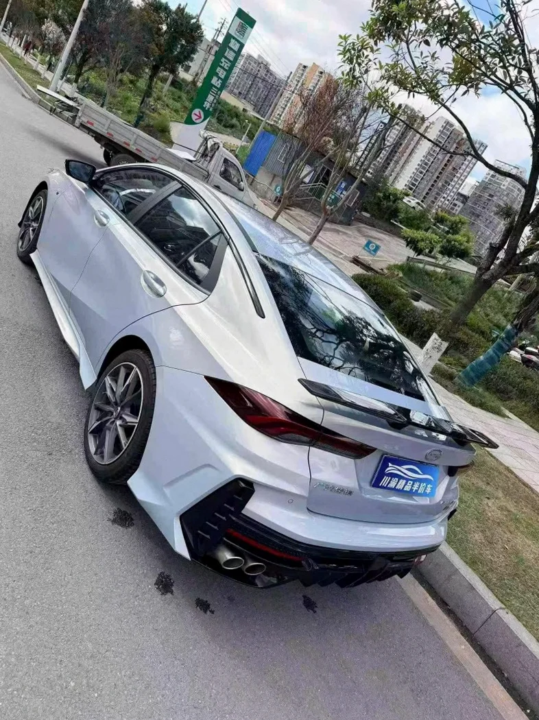 传祺影豹 内饰后排