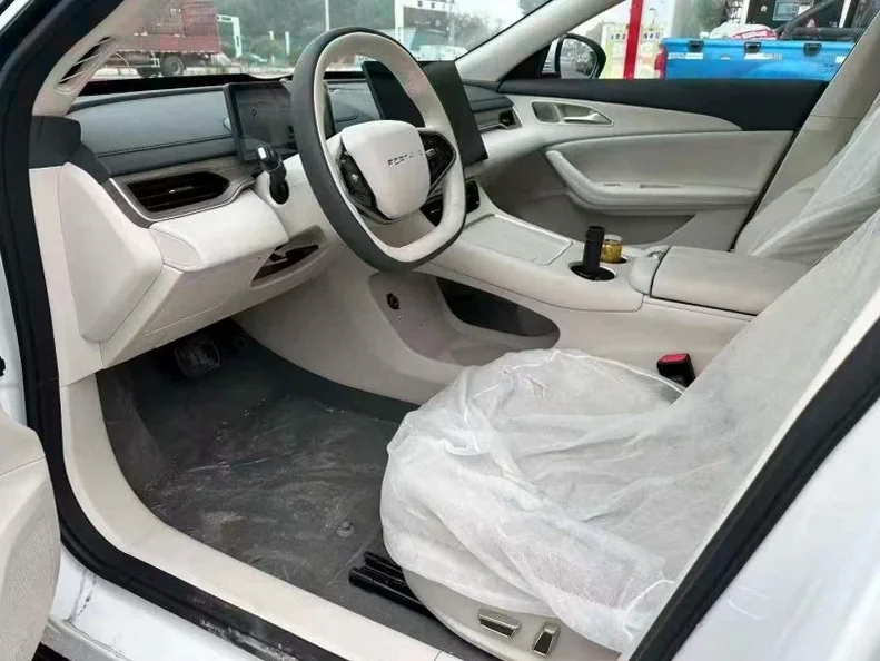 东风星海 后面外观一