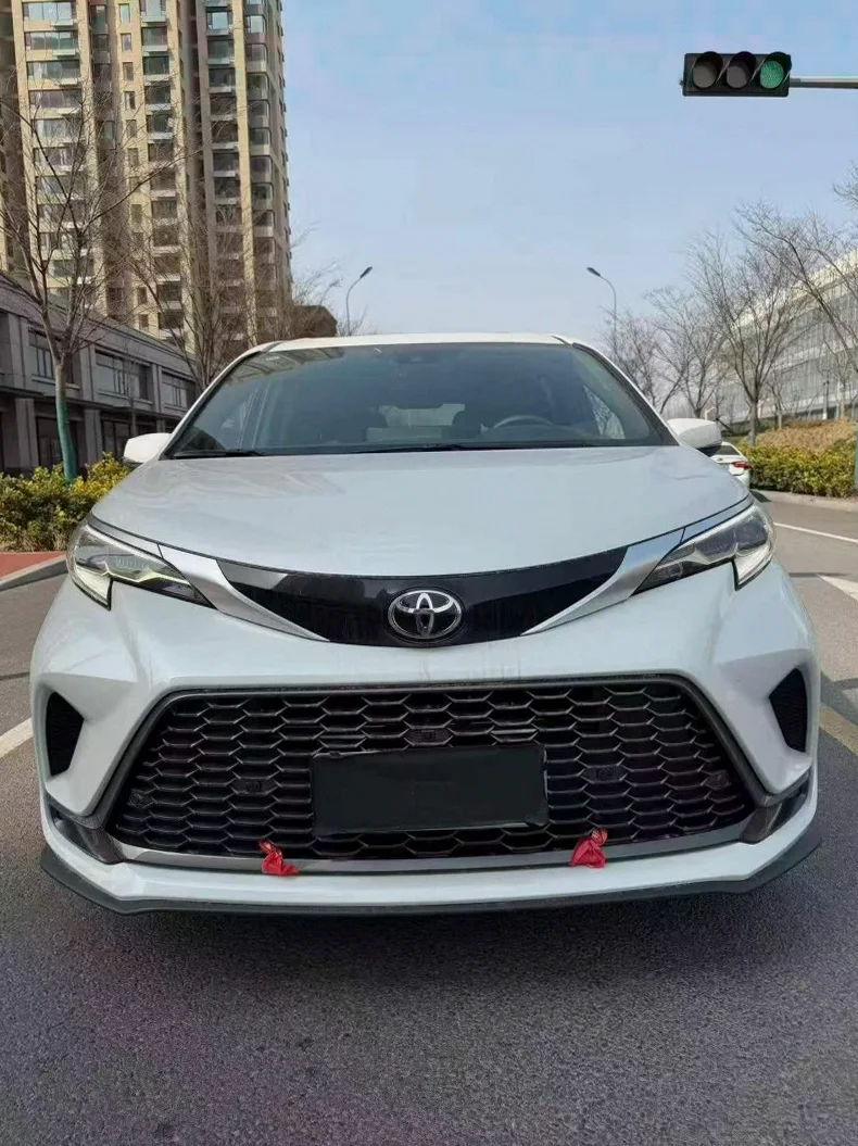 枣庄2025年丰田格瑞维亚全款带大本 正面外观一