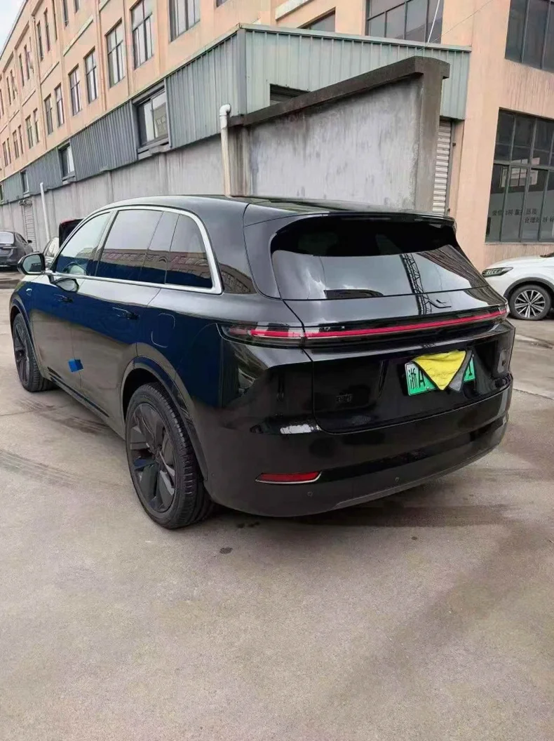 理想L7 内饰前排