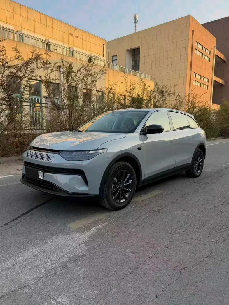 零跑汽车C11 正面外观二