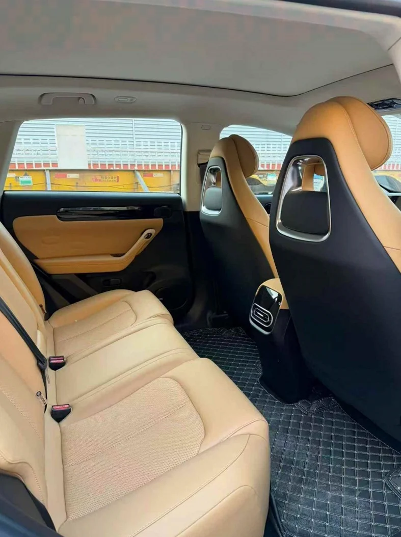 零跑汽车C11 后面外观三