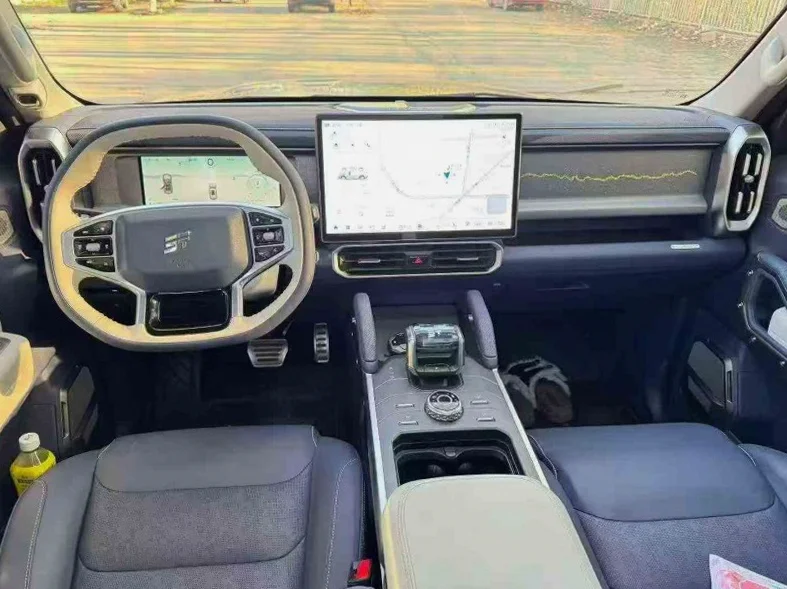 奇瑞捷途 后面外观一