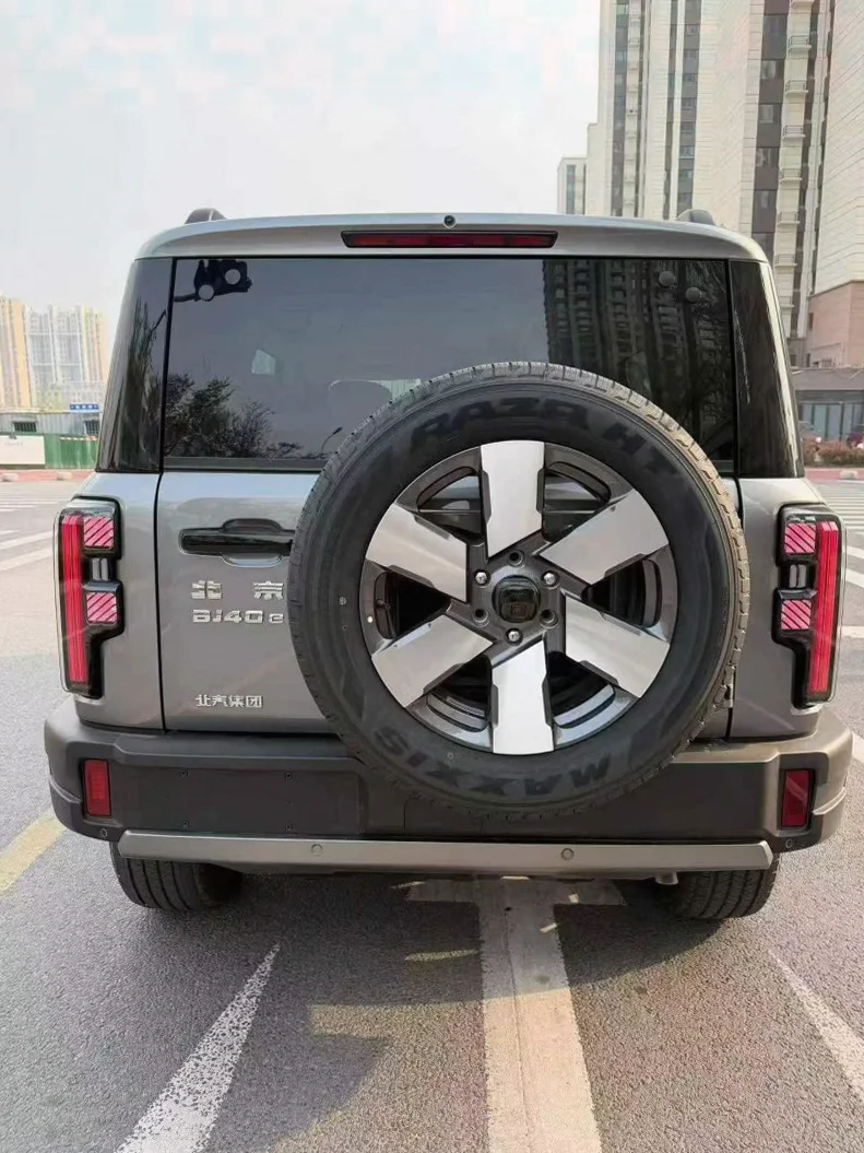 北京BJ40 驾驶室