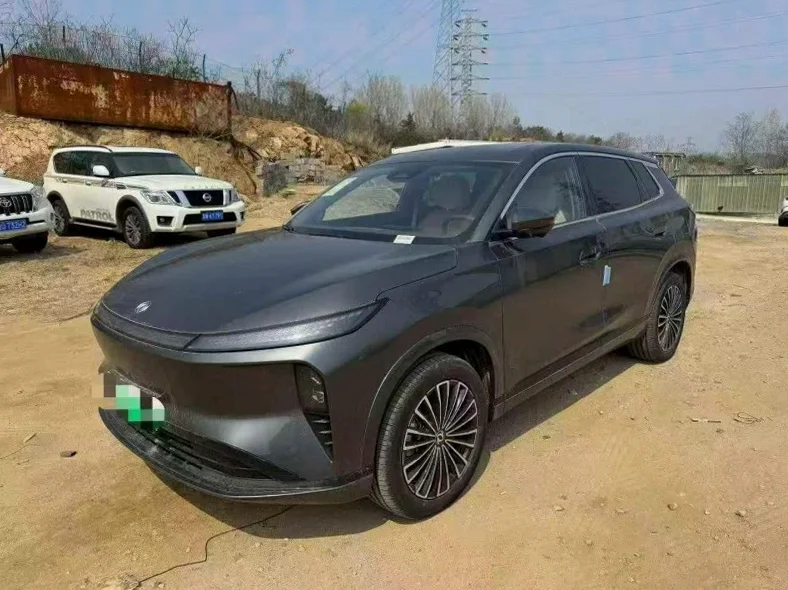 风神东风 正面外观三