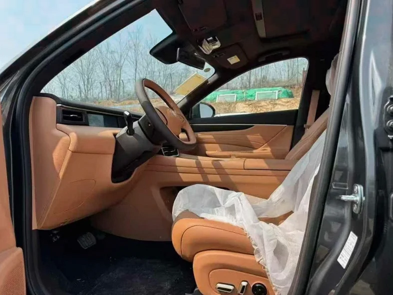 风神东风 后面外观一