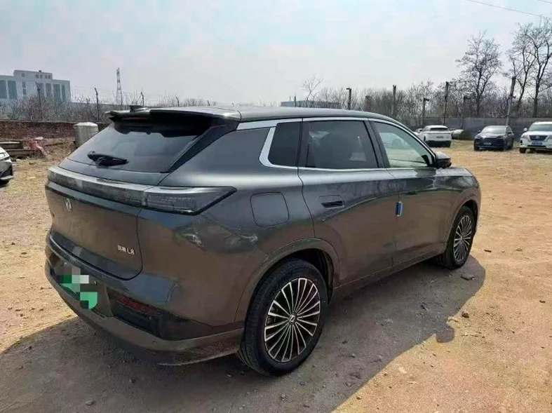 风神东风 内饰后排