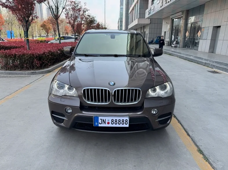 13年宝马X5 3.0T四驱高功率版