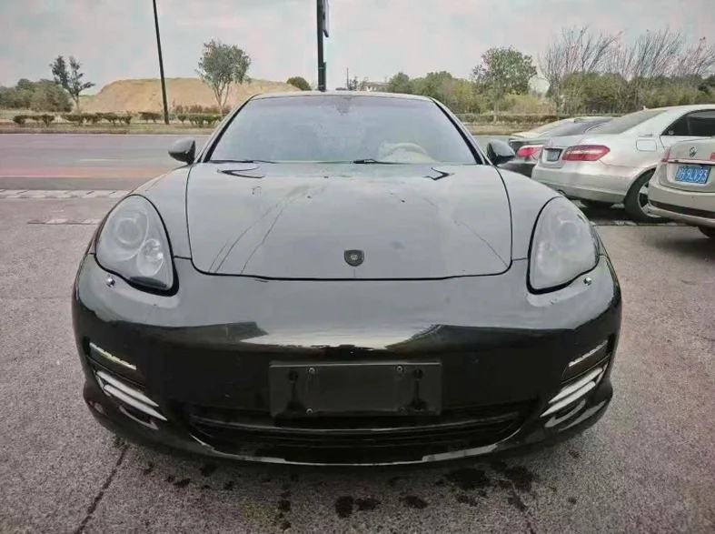 13年保时捷帕拉梅拉4 3.6四座行政版