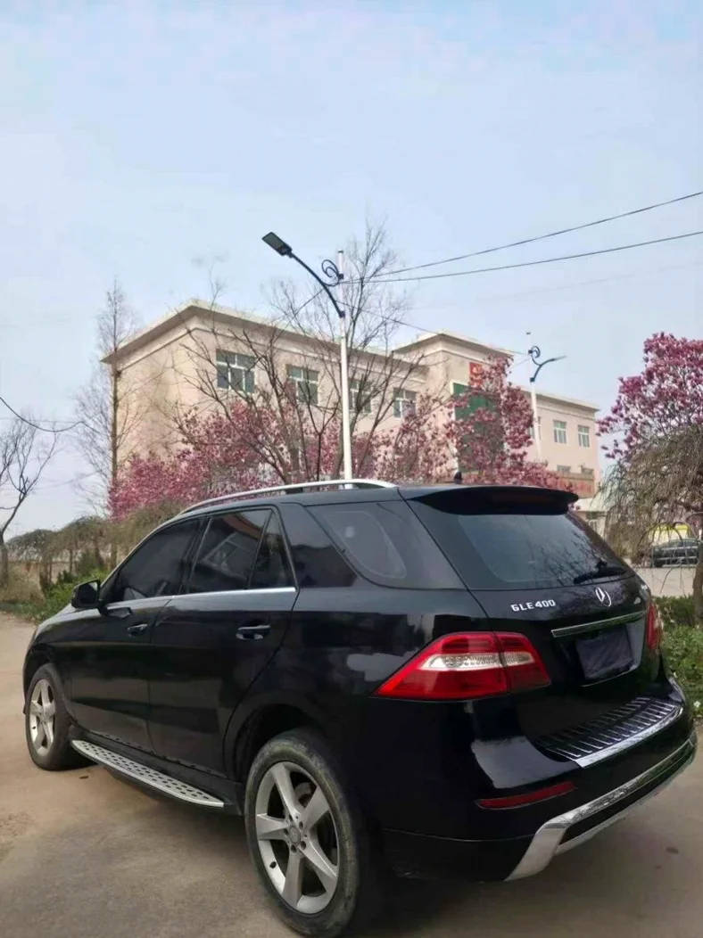 奔驰ML 内饰后排