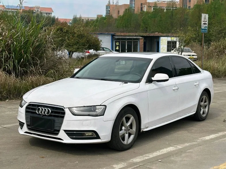 奥迪A4L 正面外观三