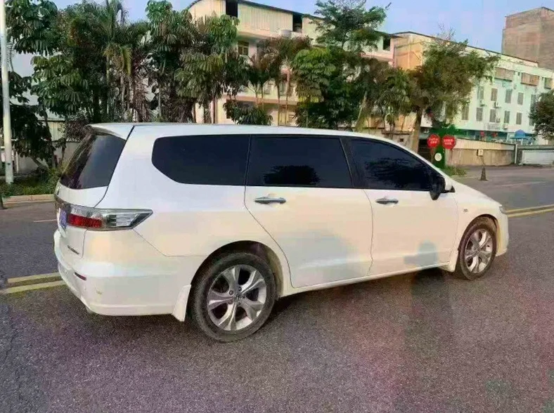 本田奥德赛 驾驶室