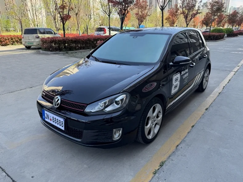 大众高尔夫 正面外观三