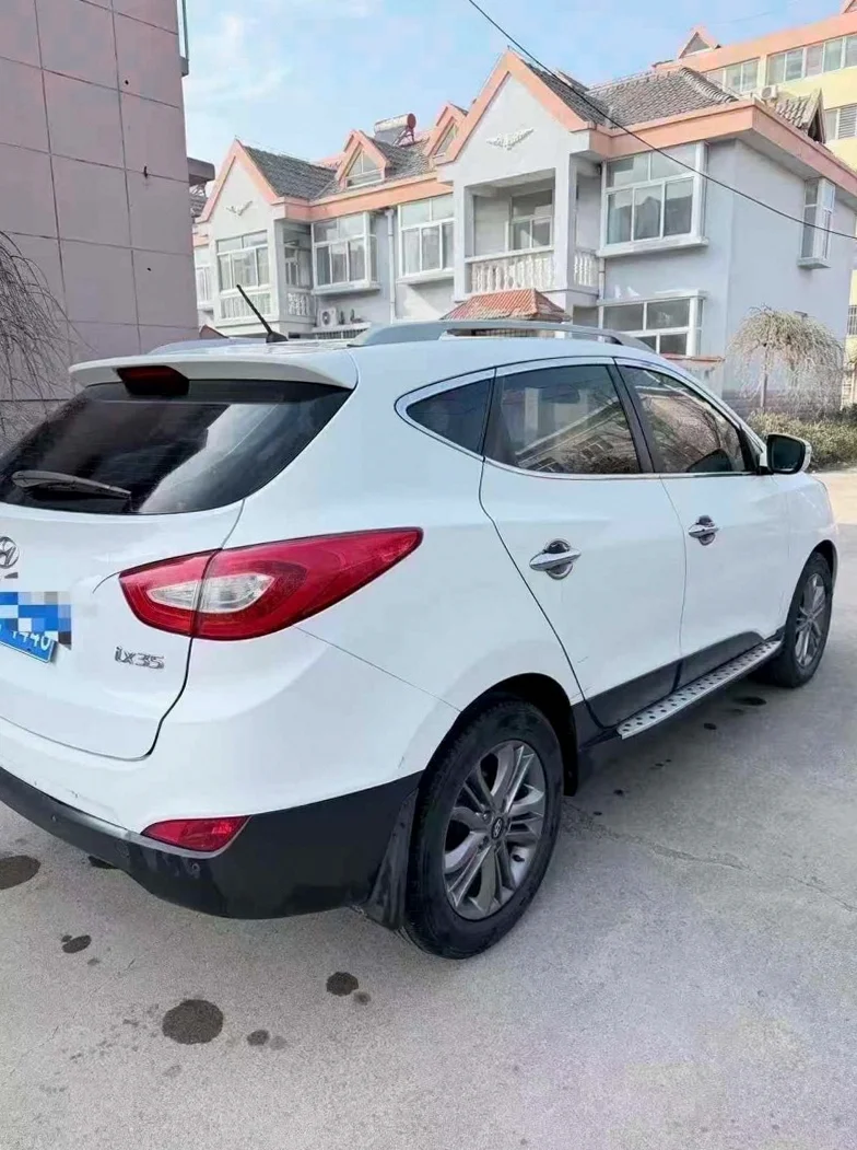 现代ix35 内饰后排