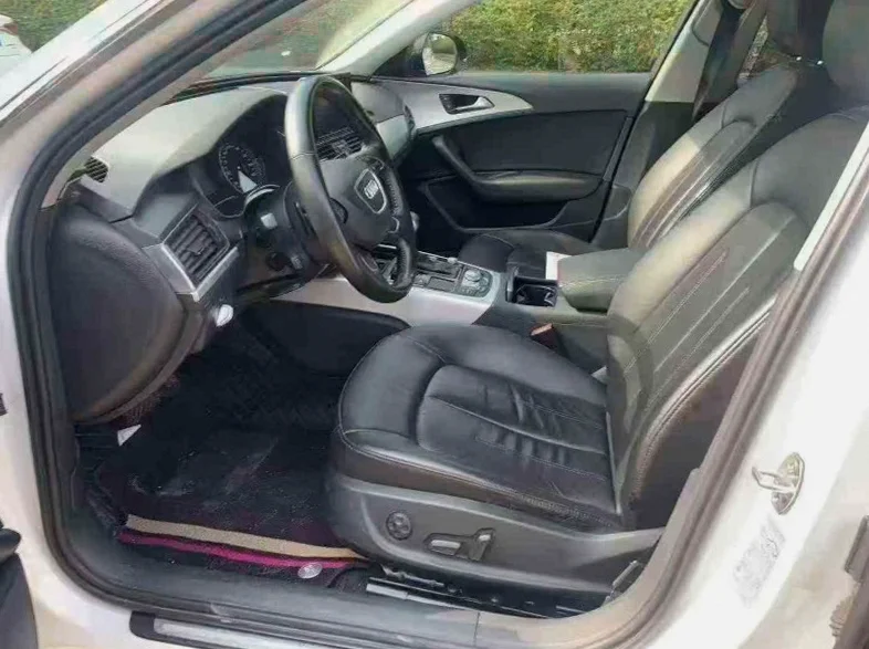 奥迪A6L 后面外观一