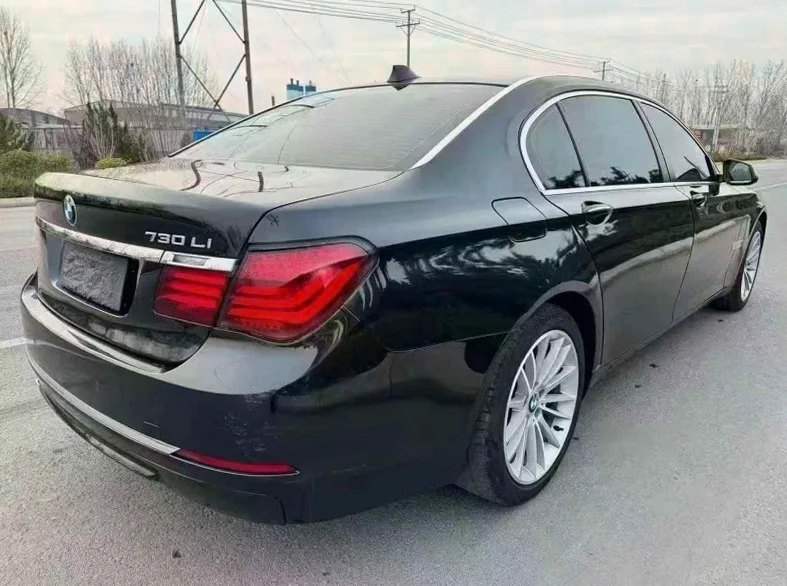 宝马7系 内饰前排