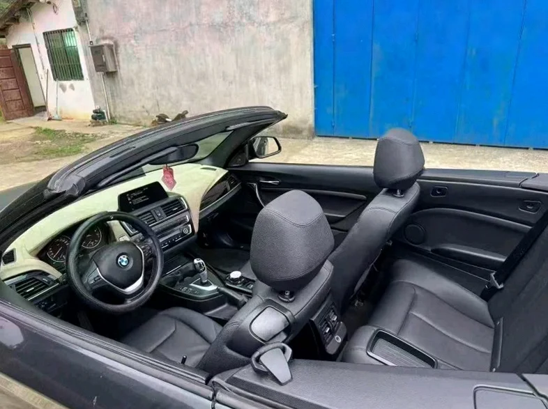 宝马Z4 后面外观三