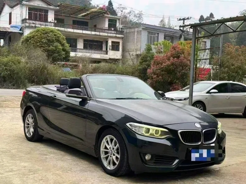 宝马Z4 正面外观二