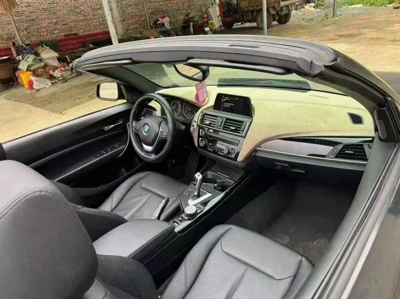 宝马Z4 内饰后排