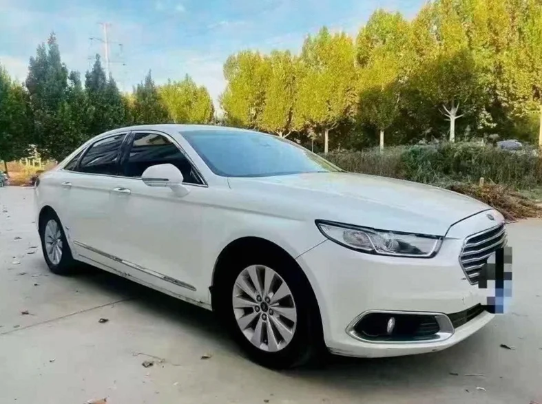 福特蒙迪欧 正面外观二