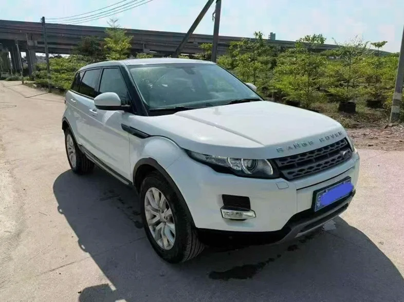 路虎极光 正面外观二