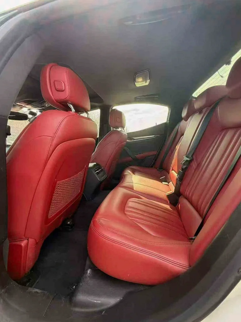 玛莎拉蒂Ghibli 后面外观一