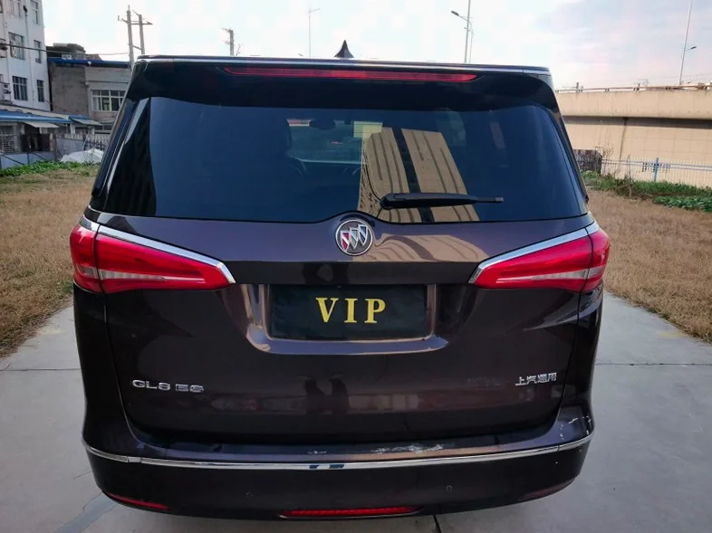 别克GL8 内饰后排