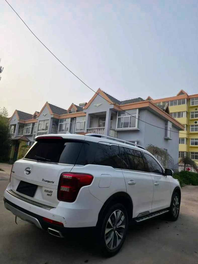 传祺GS8 内饰前排