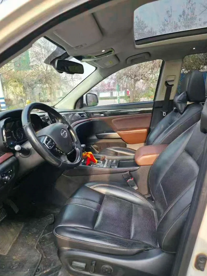 传祺GS8 后面外观三