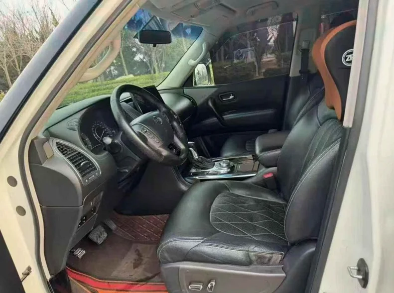 日产途乐 后面外观二