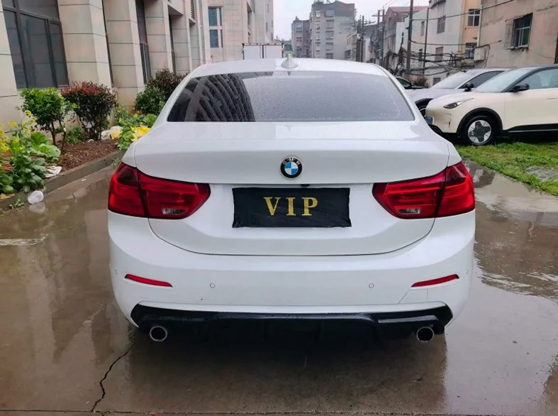 宝马1系 内饰后排