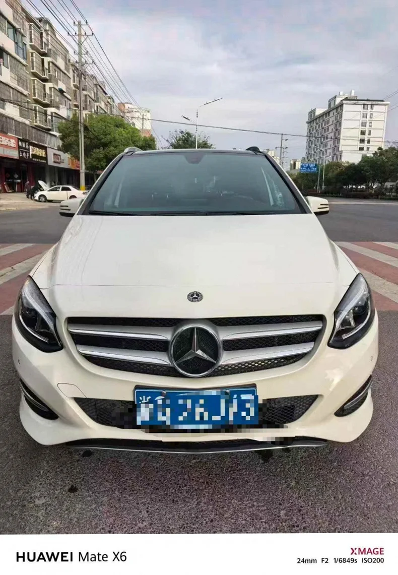 18年奔驰B200豪华版