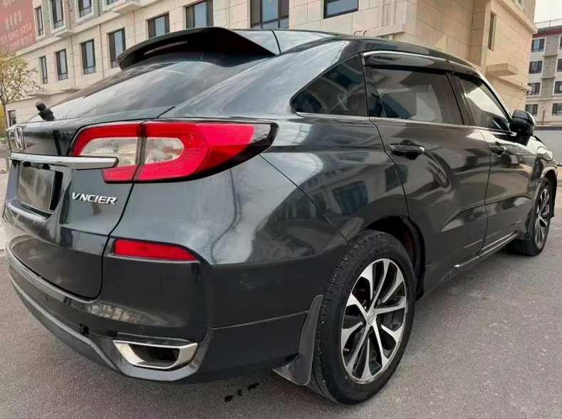 本田冠道 驾驶室