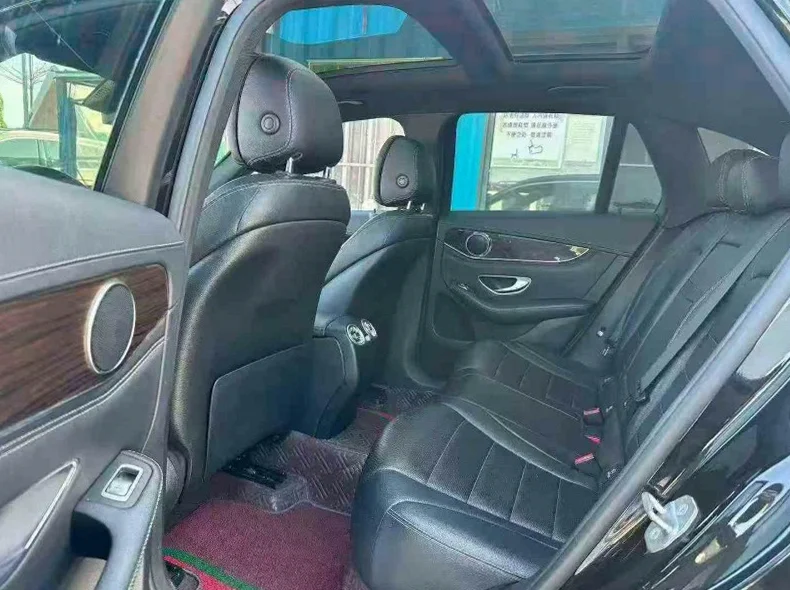 奔驰GLC 内饰前排