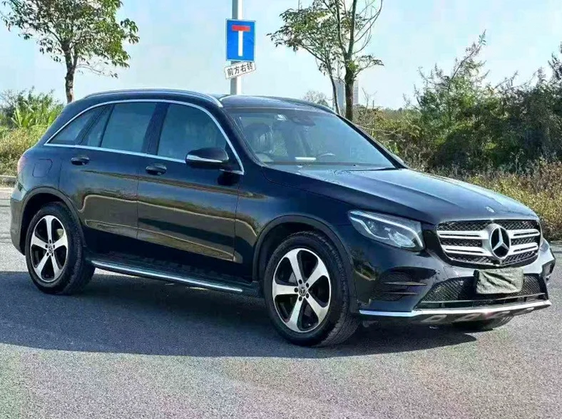 奔驰GLC 正面外观二